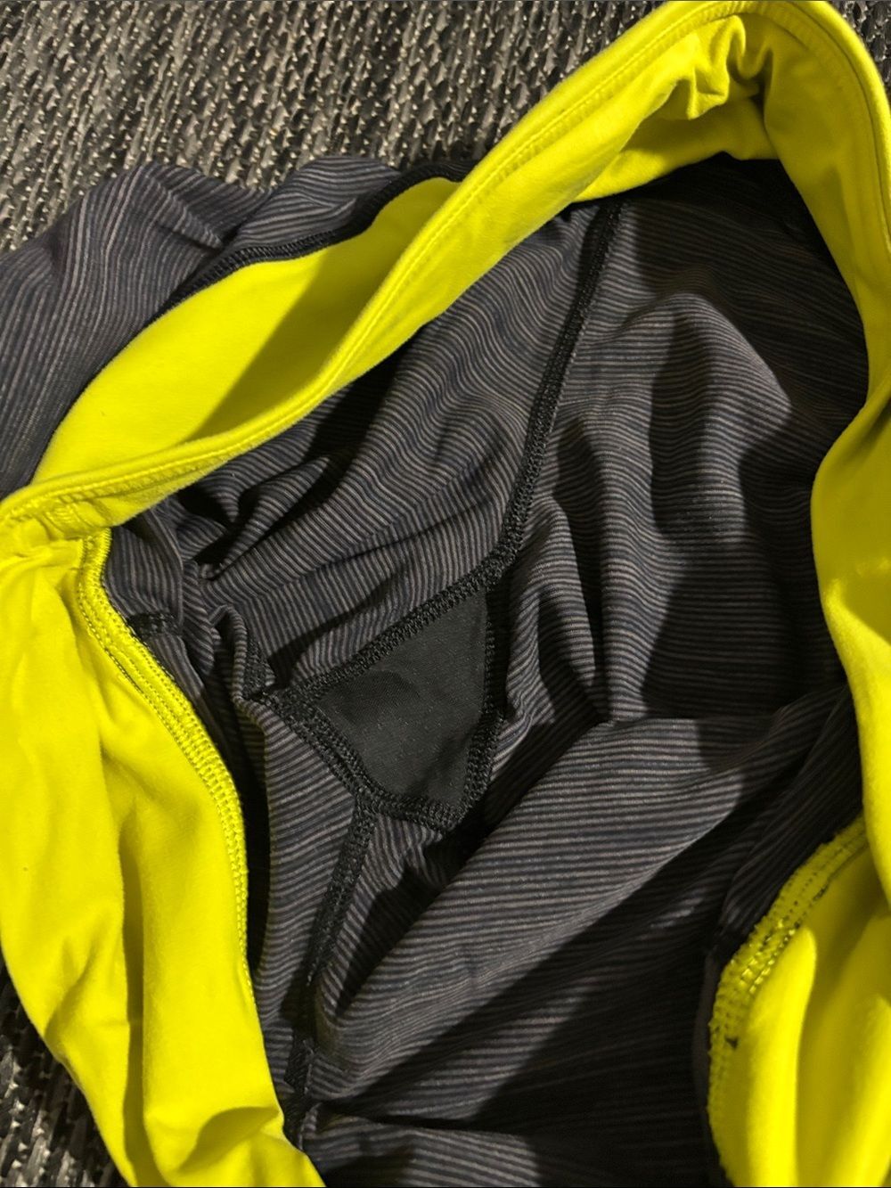 Lululemon Legging With Pockets Ruched Side Mid Rise Yellow Heathered Grey Size 6 - Picture 7 of 9